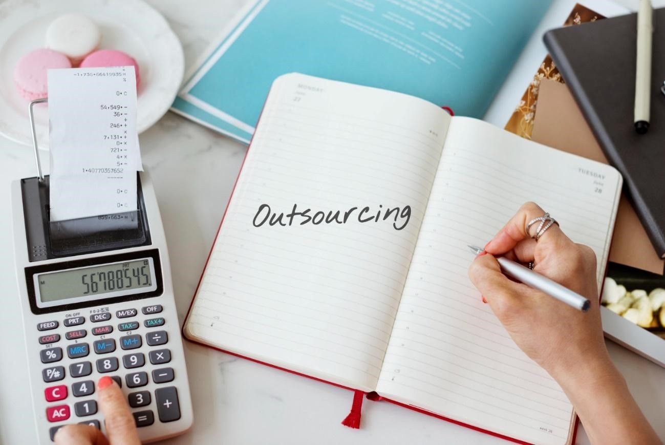 Outsourcing de Telecom: Tudo o que a sua empresa precisa para economizar com voz e dados móveis