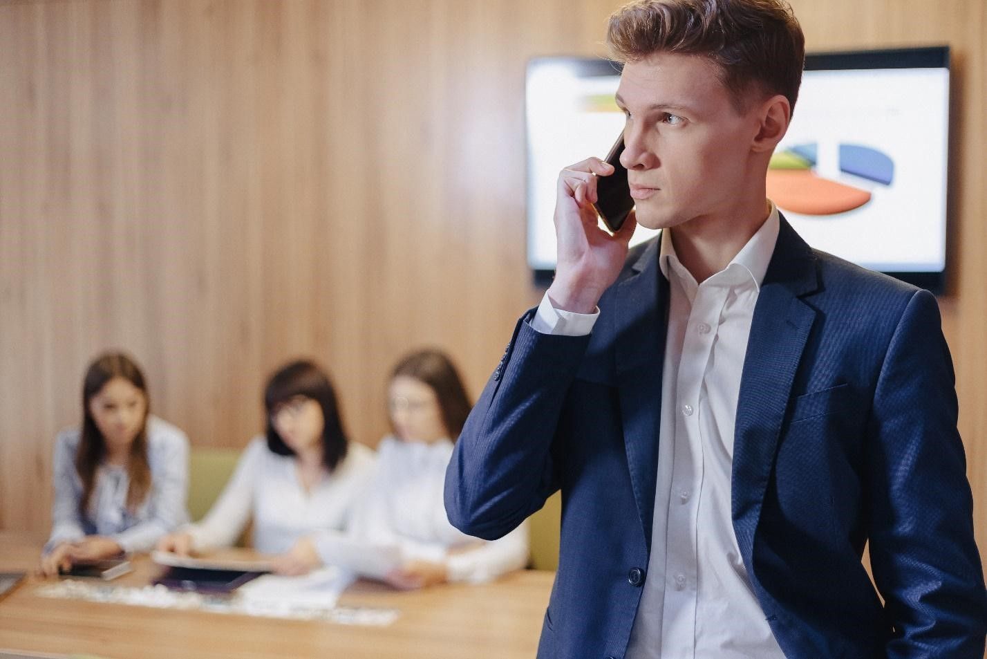 3 benefícios do aluguel de celular corporativo