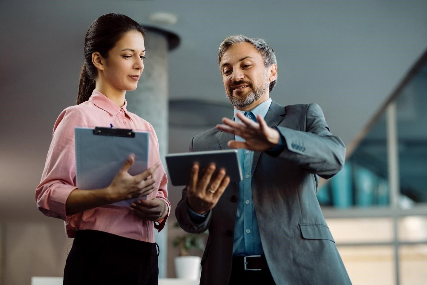 5 motivos para você investir no aluguel de tablet para sua empresa