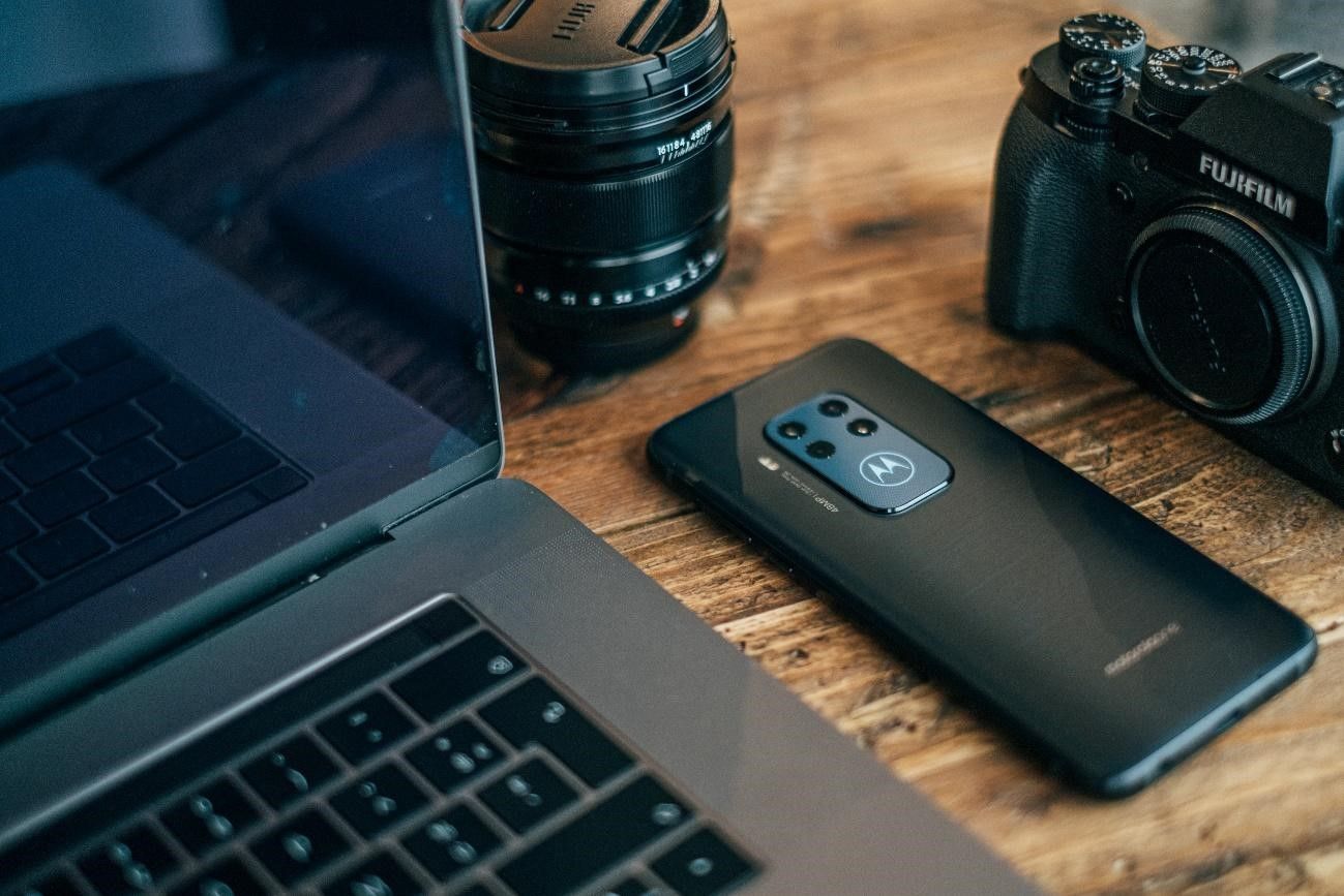 Todas as vantagens do aluguel de celular Motorola para a sua empresa