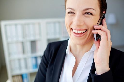 Está na hora de investir na terceirização de telefonia móvel. Conheça a solução da Uniir