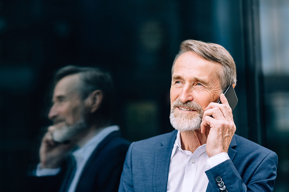 Quais são os 03 benefícios da logística porta a porta da Uniir para empresas que desejam alugar celulares com linha telefônica?