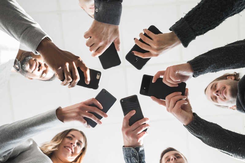 Loca&ccedil;&atilde;o de smartphone para eventos simult&acirc;neos: entenda como funciona