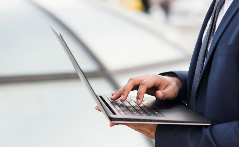 O aluguel de smartphones e o home office