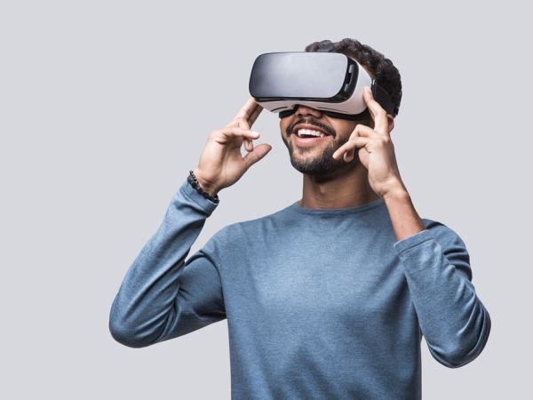 Unnir aplica&ccedil;&atilde;o - &Oacute;culos de realidade virtual