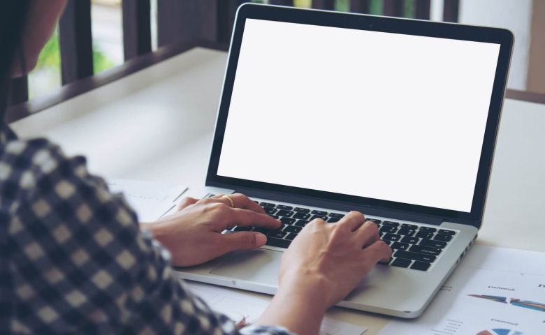 Alugar ou Comprar equipamentos eletrônicos para a sua empresa, o que é melhor?